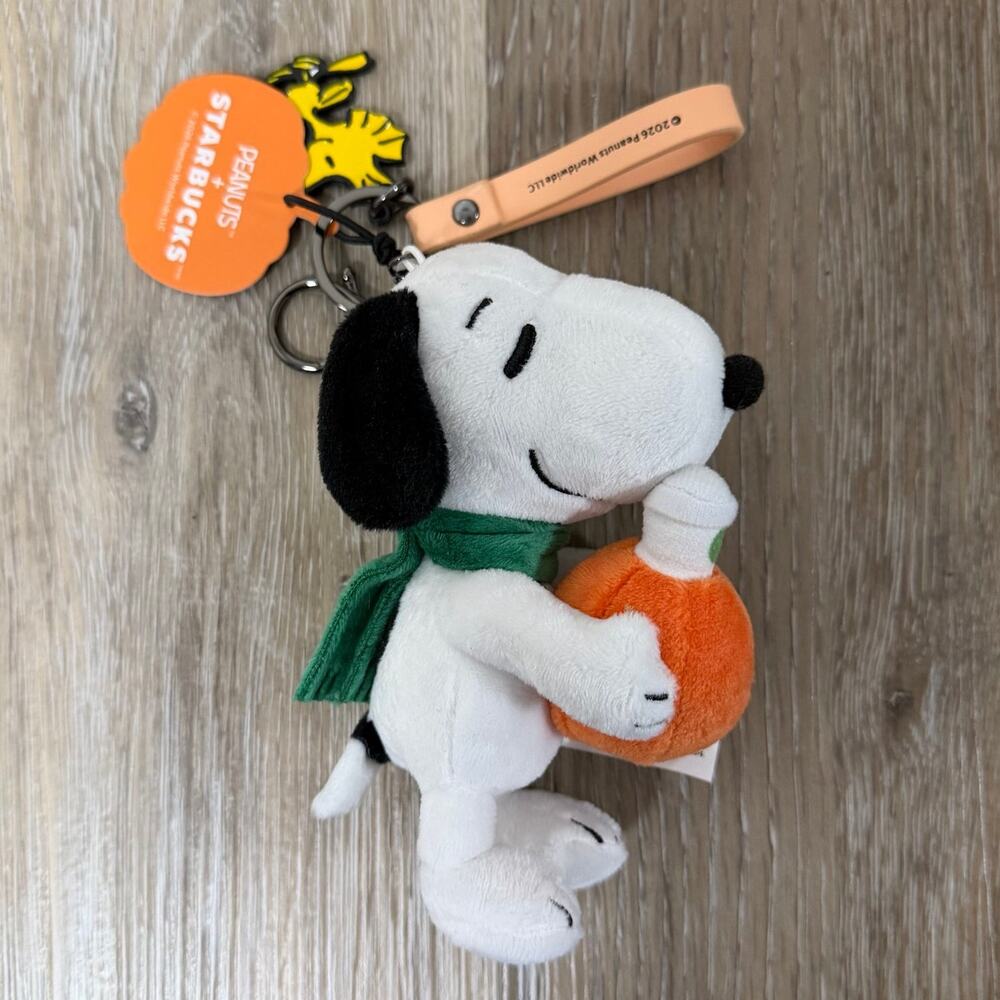 2026 Starbucks x Peanuts Snoopy Woodstock Plush Bag Charm Keychain Pumpkin